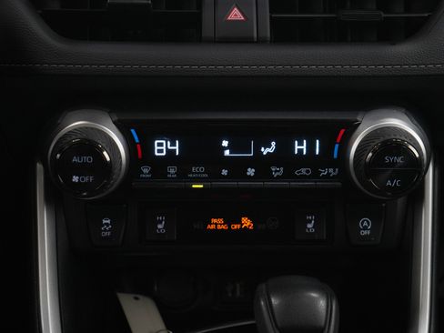 Used 2024 Toyota RAV4 XLE w/ Convenience Package AWD/4WD image 19