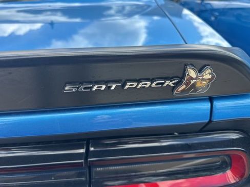 Used 2023 Dodge Challenger R/T w/ Performance Handling Group image 10