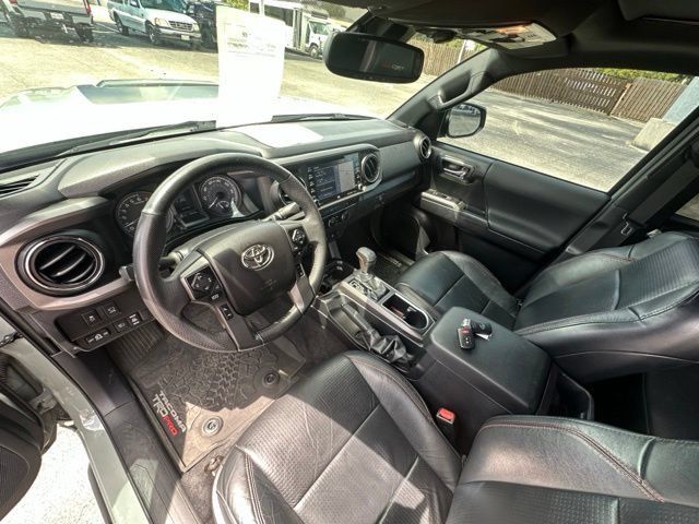 Used 2021 Toyota Tacoma TRD Pro AWD/4WD image 17
