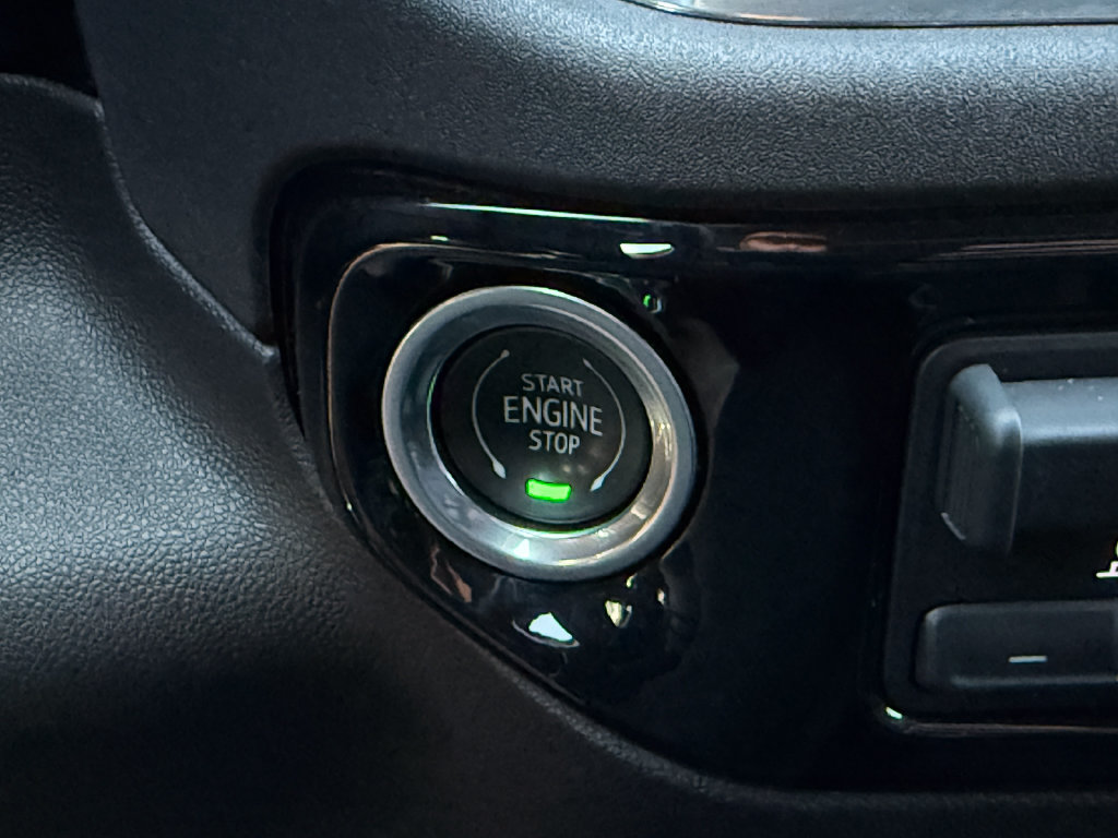 Used 2023 GMC Sierra 1500 Elevation RWD image 30