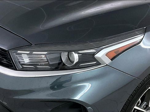 Used 2024 Kia Forte LXS image 31