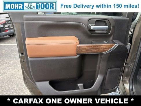 Used 2022 Chevrolet Silverado 3500 High Country w/ Technology Package image 32