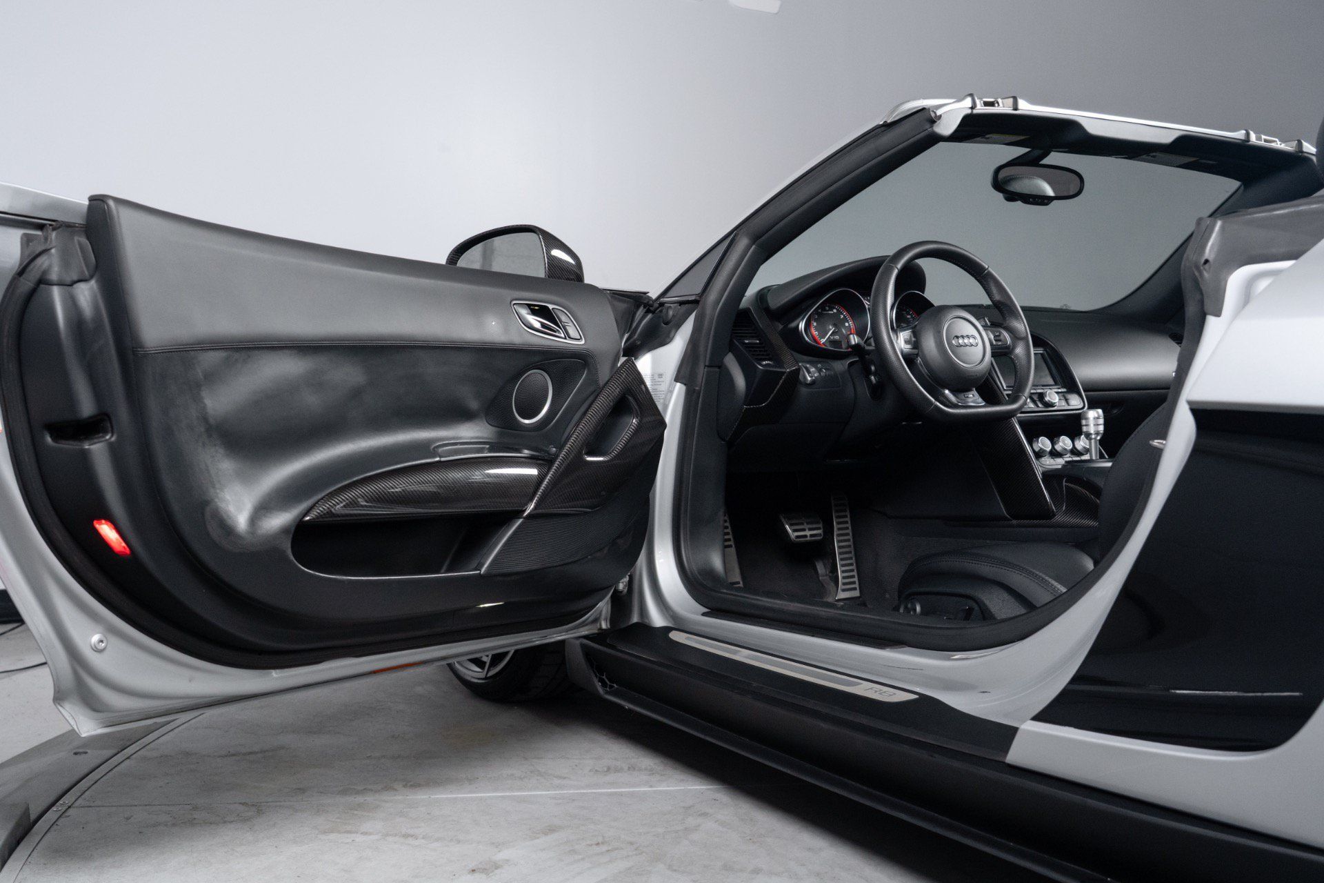 Used 2012 Audi R8 V10 AWD/4WD image 45