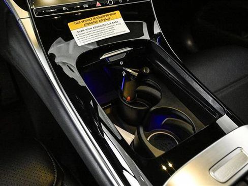 New 2026 Mercedes-Benz GLC 300 4MATIC image 13