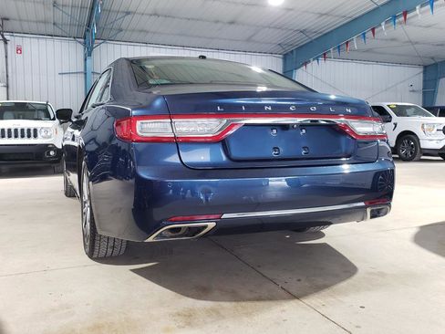 Used 2017 Lincoln Continental Select w/ Climate Package image 6
