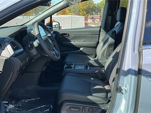 New 2026 Honda Odyssey Sport-L image 10