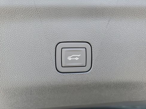 New 2026 Chevrolet Suburban LT w/ Comfort Package image 11