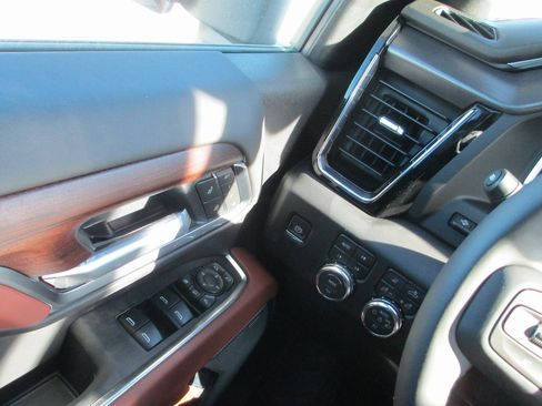 New 2026 GMC Sierra 2500 Denali Ultimate image 20