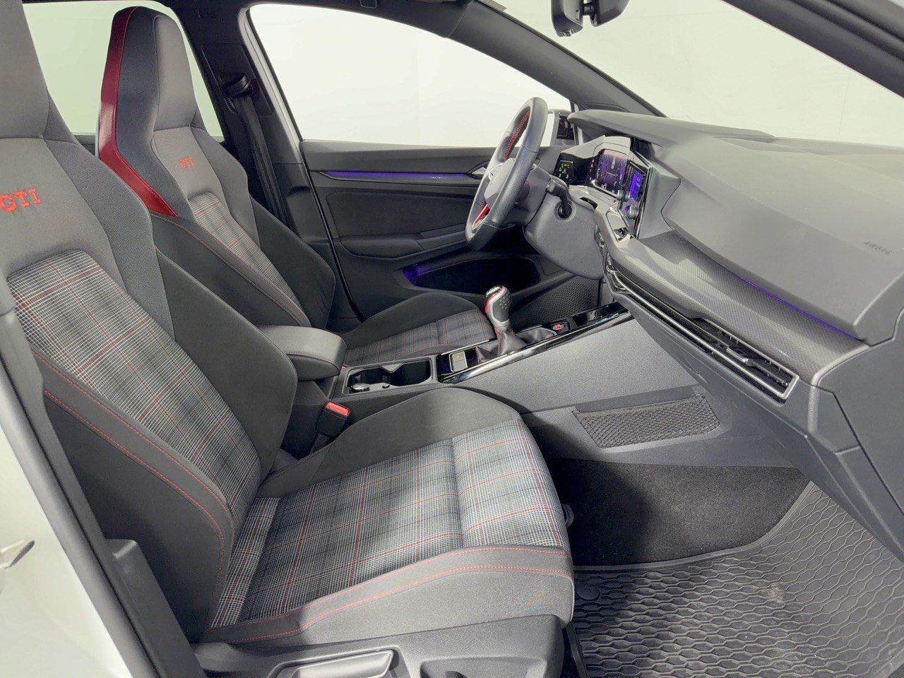 Used 2023 Volkswagen GTI 40th Anniversary Edition FWD image 30