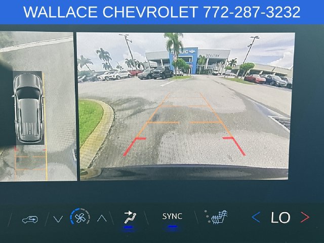 Used 2024 Chevrolet Traverse LS FWD image 27