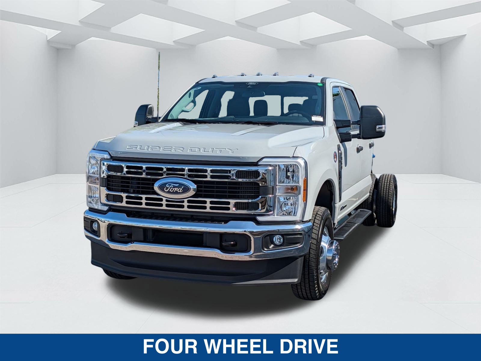 New 2026 Ford F350 XL w/ XL Chrome Package AWD/4WD image 9
