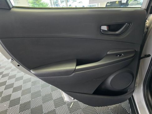 Used 2022 Hyundai Kona SE image 38