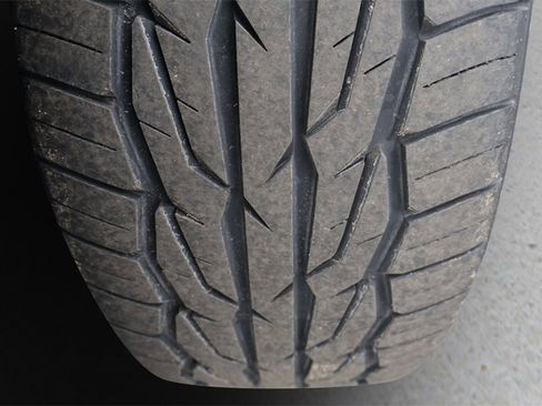 Certified 2020 Toyota Camry XLE image 27