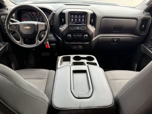 Used 2020 Chevrolet Silverado 1500 Custom w/ Custom Value Package image 13