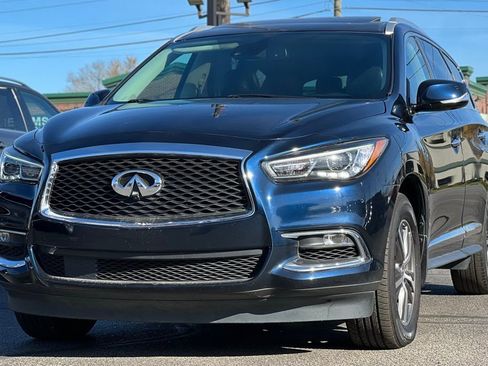 Used 2020 INFINITI QX60 Luxe w/ Essential Package image 13