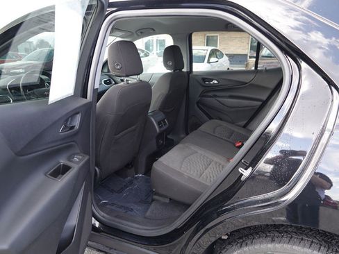 Used 2021 Chevrolet Equinox LT image 25