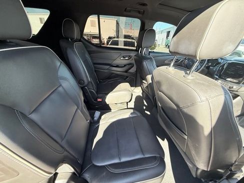 Used 2023 Chevrolet Traverse Premier w/ Redline Edition image 10