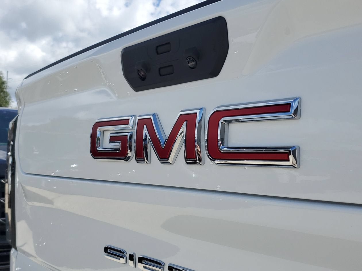 New 2026 GMC Sierra 2500 AT4X AWD/4WD image 7