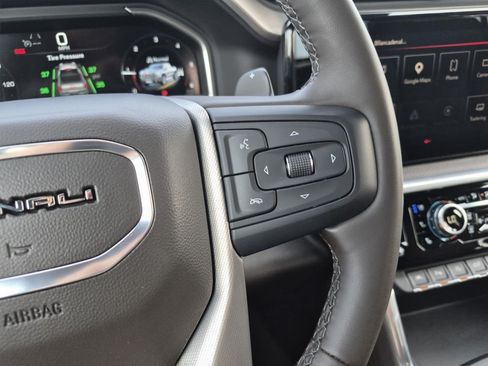 Certified 2023 GMC Sierra 1500 Denali w/ Technology Package AWD/4WD image 23