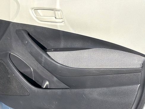 Used 2023 Toyota Corolla LE image 22