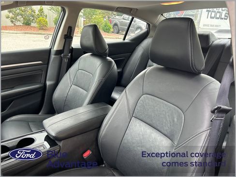 Used 2023 Nissan Altima 2.5 SL FWD image 11