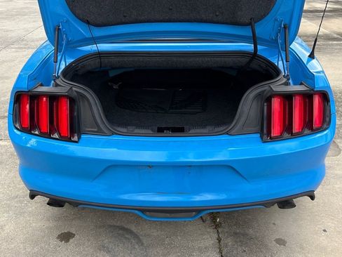 Used 2017 Ford Mustang Premium image 30