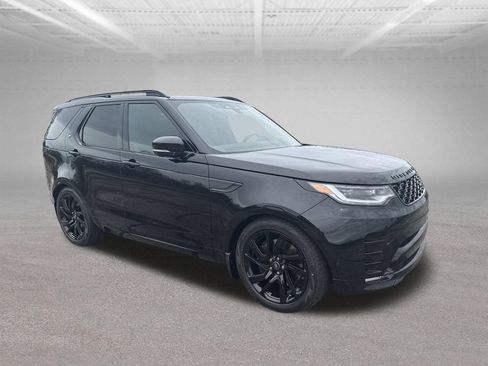 Used 2025 Land Rover Discovery Dynamic SE AWD/4WD image 7