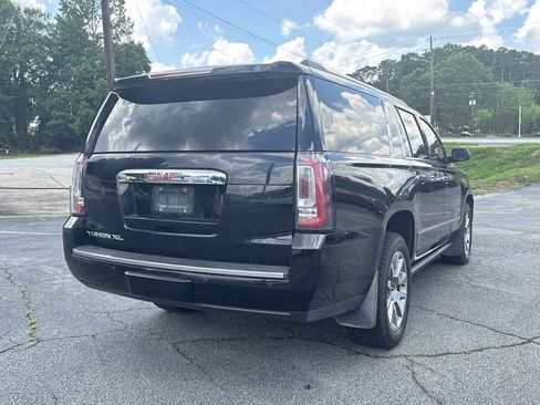Used 2017 GMC Yukon XL Denali w/ Enhanced Security Package AWD/4WD image 7
