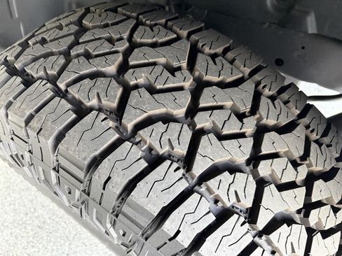 Used 2021 Jeep Wrangler Unlimited Rubicon AWD/4WD image 12