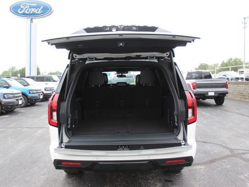New 2027 Ford Expedition Max Platinum w/ Stealth Performance Package AWD/4WD image 16