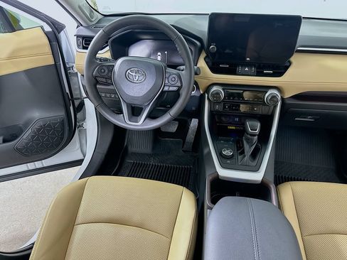 Used 2024 Toyota RAV4 Limited w/ Advanced Technology Package AWD/4WD image 17