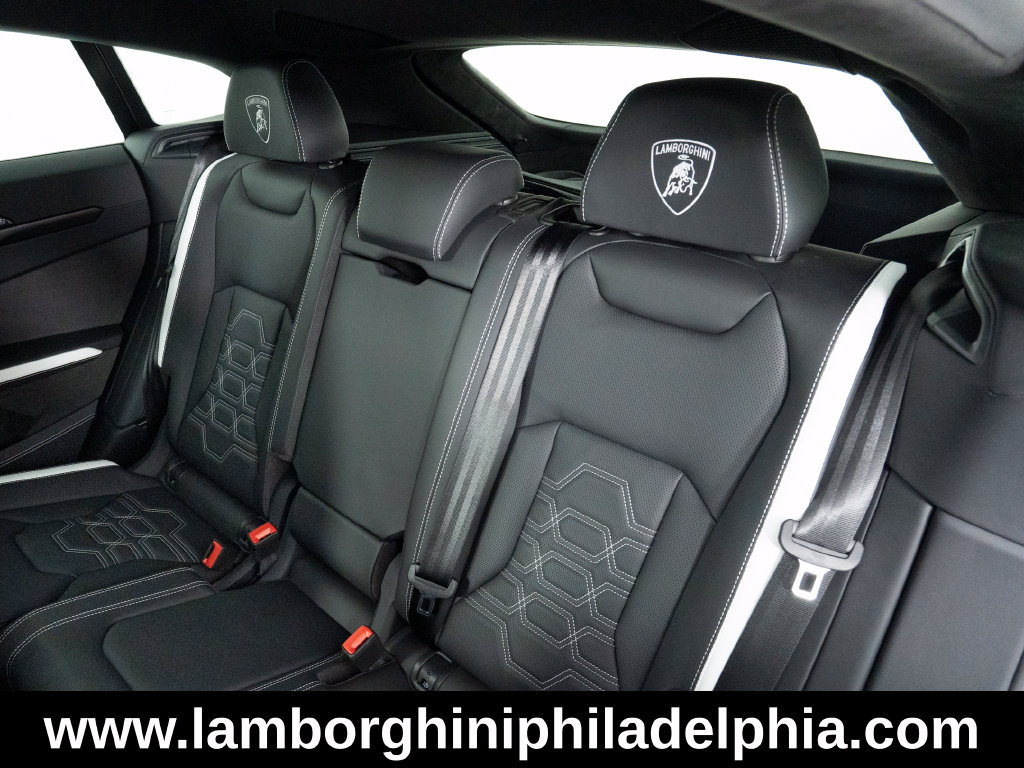 Used 2025 Lamborghini Urus S AWD/4WD image 49