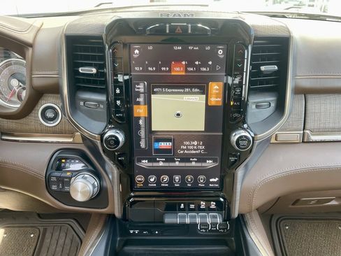 Used 2019 RAM 1500 Limited image 15