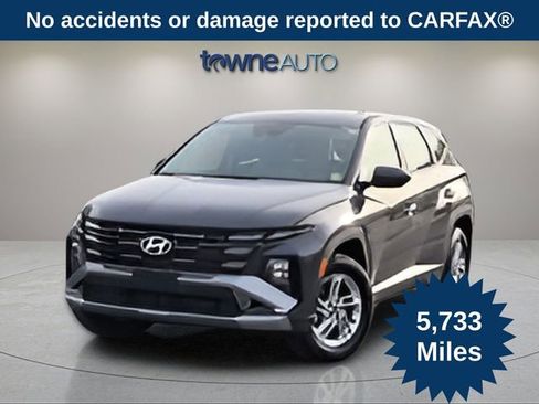 Used 2026 Hyundai Tucson SE AWD/4WD image 1