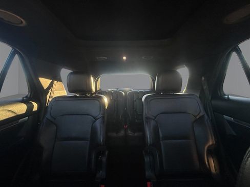 Used 2018 Ford Explorer Sport w/ Equipment Group 401A image 32