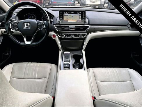 Used 2020 Honda Accord Touring image 7