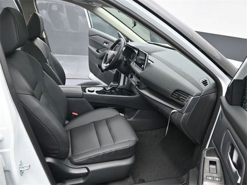 New 2026 Nissan Rogue SV image 37