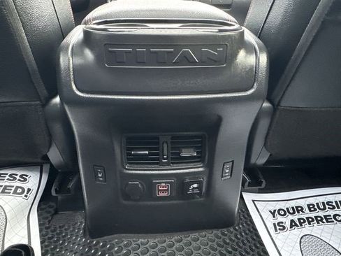 Used 2021 Nissan Titan PRO-4X w/ Pro-4x Convenience Package image 22