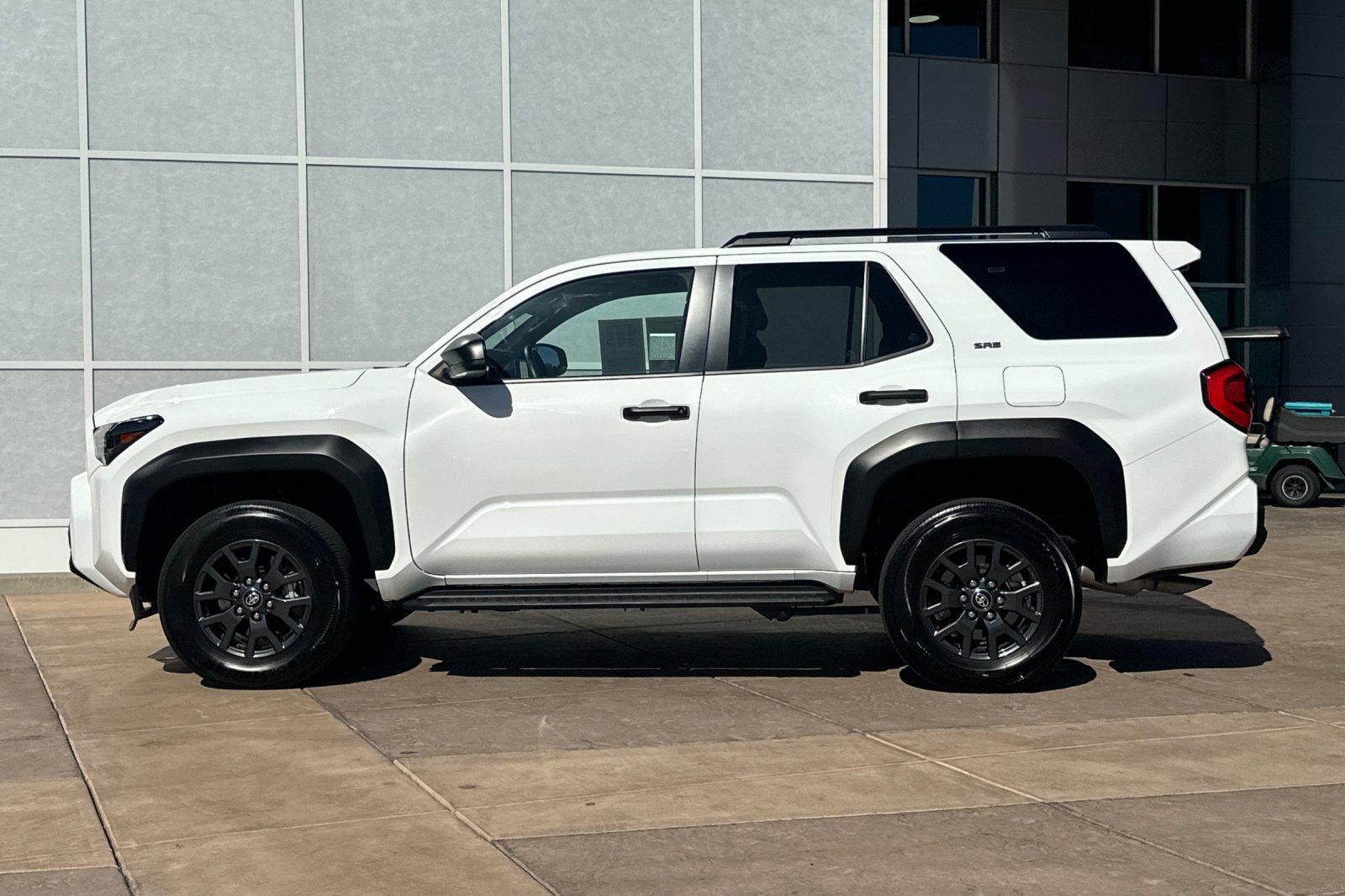 Certified 2025 Toyota 4Runner SR5 AWD/4WD image 8