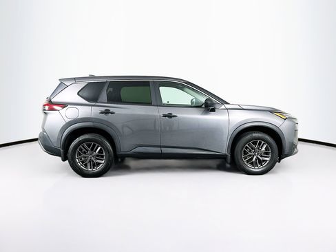 Used 2023 Nissan Rogue S image 10