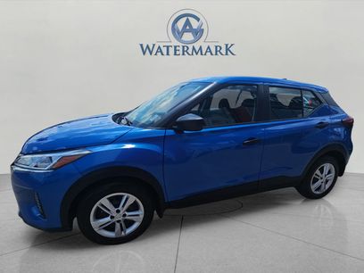 Used 2025 Nissan Kicks Play S