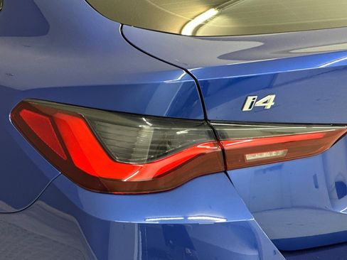 Certified 2022 BMW i4 eDrive40 w/ M Sport Package image 12