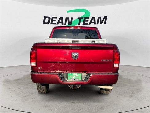 Used 2018 RAM 1500 Express image 7