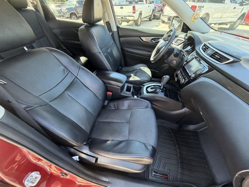 Used 2016 Nissan Rogue SL w/ SL Premium Package FWD image 14