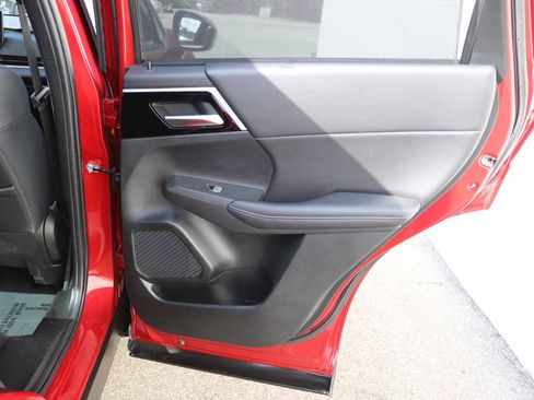 Used 2022 Mitsubishi Outlander SE AWD/4WD image 14