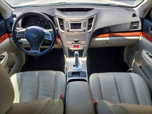 Used 2012 Subaru Outback 2.5i Limited w/ Moonroof Pkg AWD/4WD image 31