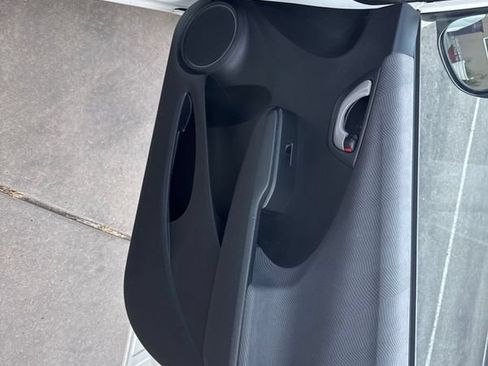 Used 2013 Honda Fit image 16