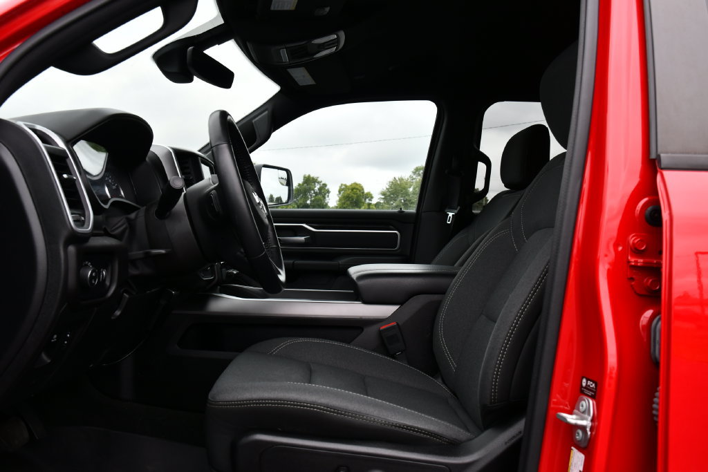 Used 2022 RAM 1500 Big Horn AWD/4WD image 17