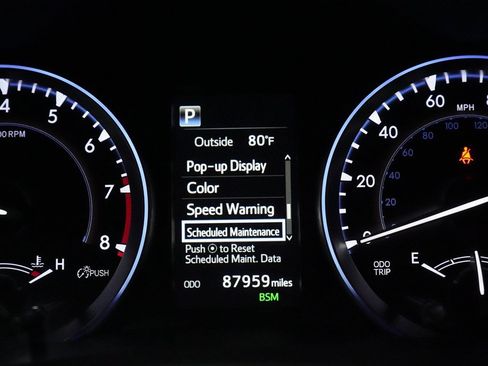 Used 2018 Toyota Highlander XLE FWD image 30