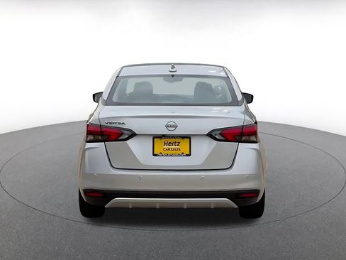 Used 2025 Nissan Versa SV FWD image 12